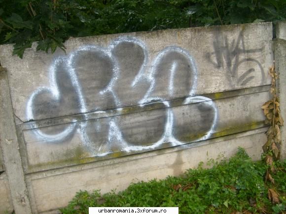 un trow dat pe un perete ud...nu pera a emrs...ca si vopseaua era daia bn dadeam cu tempera